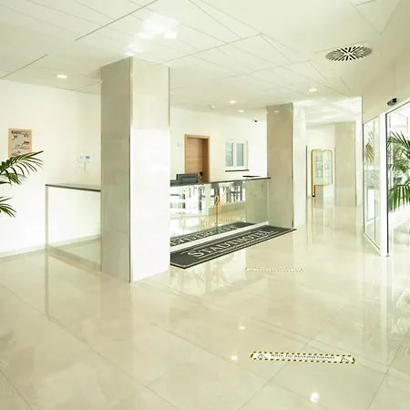 Stadthotel ホテル Donauwörth