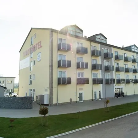 Stadthotel 호텔 3*