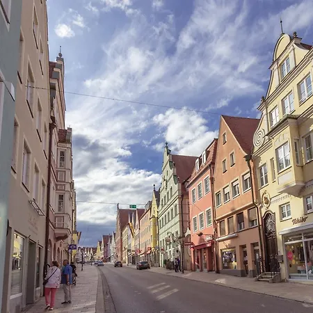 Stadthotel ホテル Donauwörth