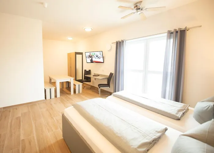 فندق Stadthotel Donauwörth