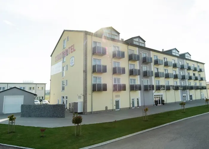 Stadthotel فندق 3*